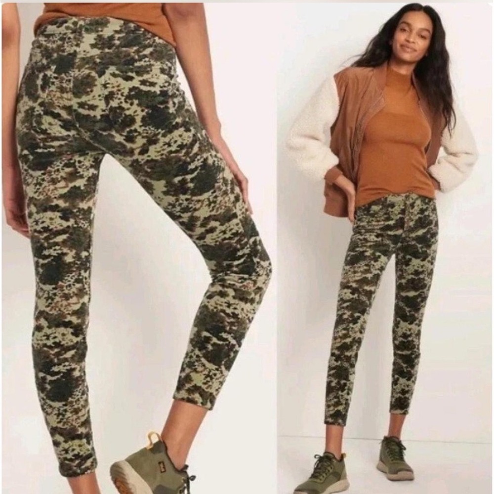 Anthropologie Pilcro Camo Corduroy High Rise Skinny Pants Size 27